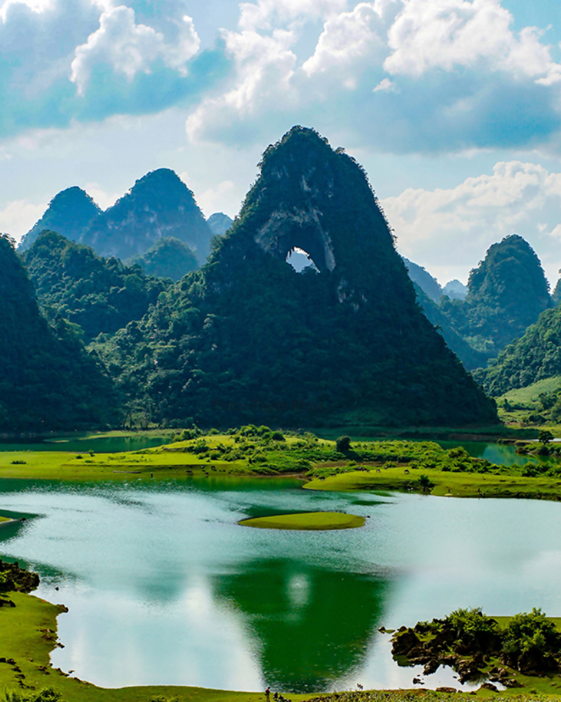 Best cities for tourists in Vietnam - cao bang